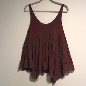 Maroon tank with lace